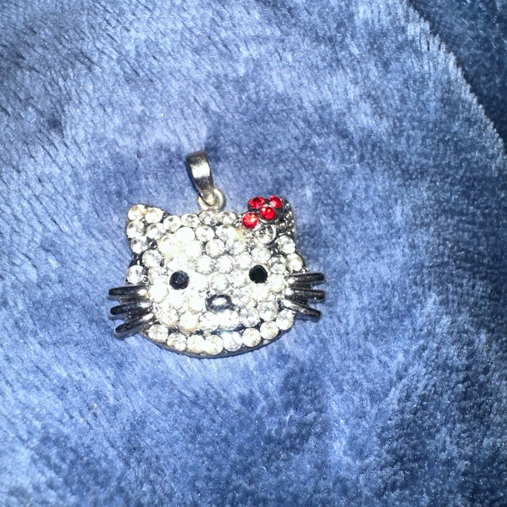 HK fashion, jewelry nickel and lead free necklace charm, white, and red